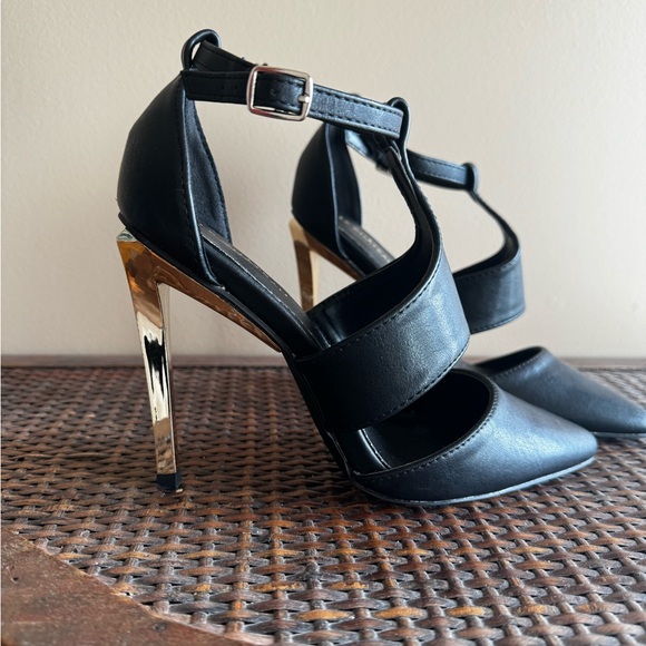 Black and gold high heels - Picture 2 of 4